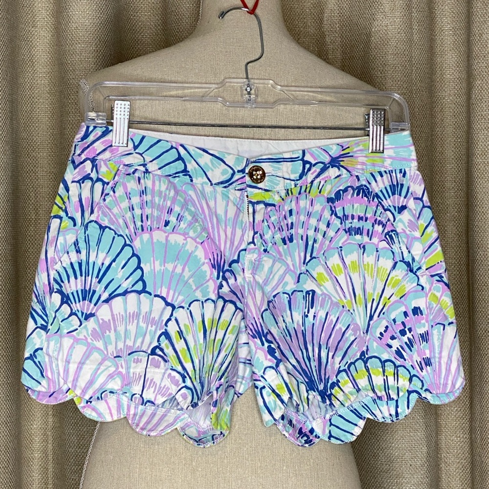 Lilly Pulitzer Buttercup scalloped hem shorts Sz 00 #20266
